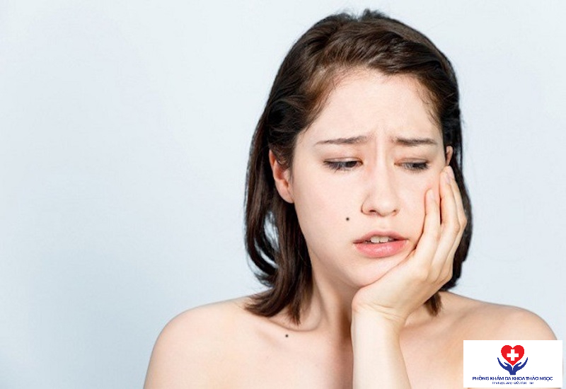 Viêm nướu răng khôn gây đau nhức và khó chịu